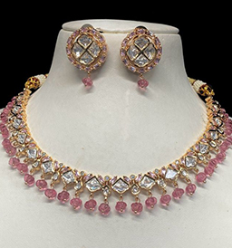 https://shop.dtftsolutions.com//storage/photos/1/Products/necklace-2.jpg